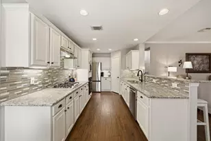 9510 Rustic Gate Rd, La Porte, TX 77571 - Photo 13