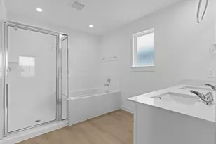 1210 Salty Breeze Ct, Iowa Colony, TX 77583 - Photo 5