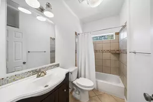 110 Lords Cir, Coldspring, TX 77331 - Photo 17