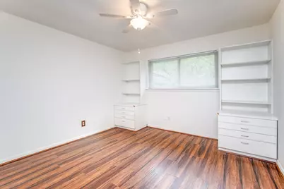 3927 Pleasant Valley Drive, Missouri City, TX 77459 - Photo 37
