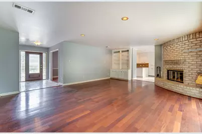 3927 Pleasant Valley Drive, Missouri City, TX 77459 - Photo 25