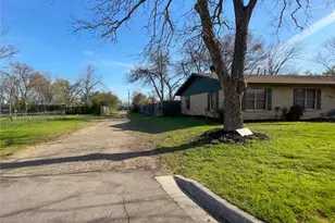 204 E 18th St, Georgetown, TX 78626 - Photo 19