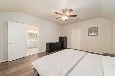 14235 Hidden Meadow Dr Drive, Sugar Land, TX 77498 - Photo 23