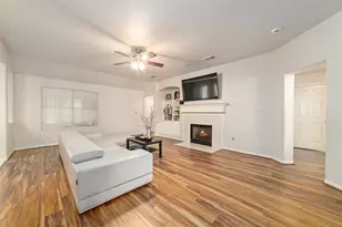 14235 Hidden Meadow Dr Dr, Sugar Land, TX 77498 - Photo 9