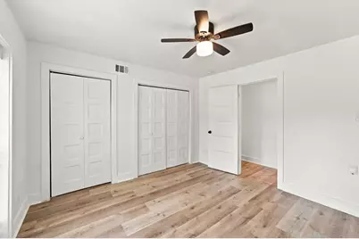 10613 Willowisp Drive, Houston, TX 77035 - Photo 21