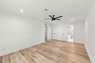 10613 Willowisp Dr, Houston, TX 77035 - Photo 15