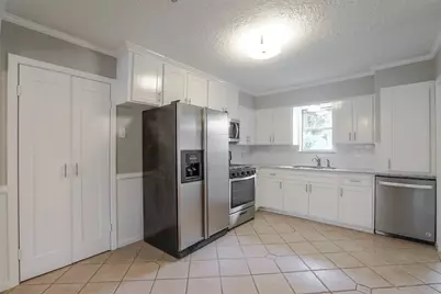 6231 Wynnwood Lane, Houston, TX 77008 - Photo 11