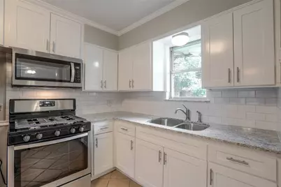 6231 Wynnwood Lane, Houston, TX 77008 - Photo 9