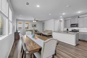 13313 Emerald Mallard Dr, Texas City, TX 77568 - Photo 5