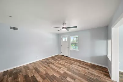 2222 44th Street, Galveston, TX 77550 - Photo 7