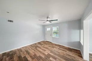 2222 44th St, Galveston, TX 77550 - Photo 7