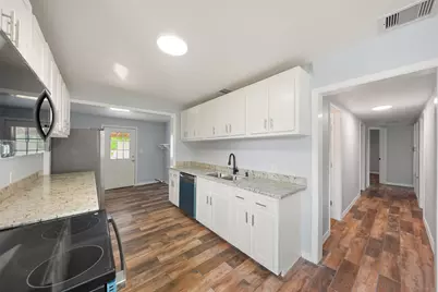 2222 44th Street, Galveston, TX 77550 - Photo 17