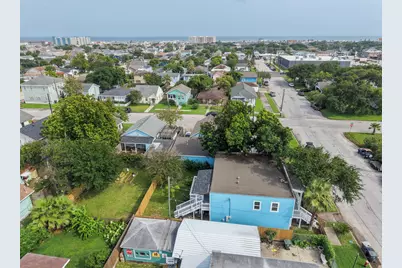 2222 44th Street, Galveston, TX 77550 - Photo 41