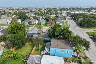 2222 44th St, Galveston, TX 77550 - Photo 41