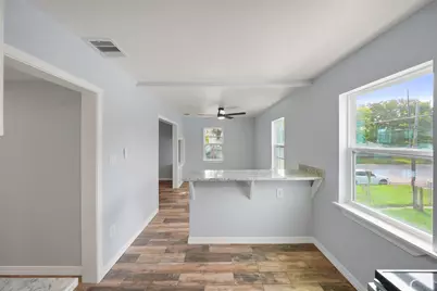 2222 44th Street, Galveston, TX 77550 - Photo 13
