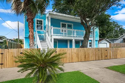 2222 44th Street, Galveston, TX 77550 - Photo 1