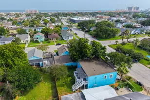 2222 44th St, Galveston, TX 77550 - Photo 43
