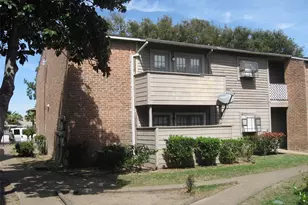 10603 S Wilcrest Dr, Houston, TX 77099 - Photo 1