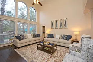70 N Skyflower Ct, The Woodlands, TX 77381 - Photo 9