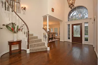 70 N Skyflower Court, The Woodlands, TX 77381 - Photo 3