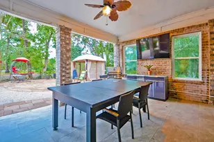 70 N Skyflower Ct, The Woodlands, TX 77381 - Photo 21