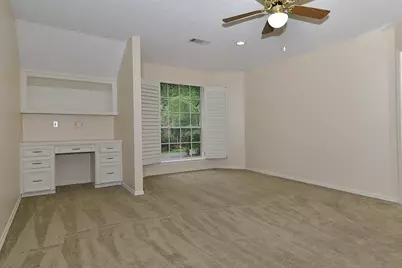 70 N Skyflower Court, The Woodlands, TX 77381 - Photo 37