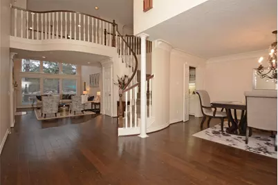 70 N Skyflower Court, The Woodlands, TX 77381 - Photo 5