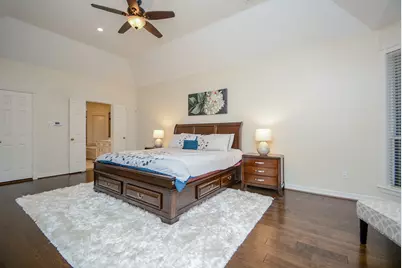 70 N Skyflower Court, The Woodlands, TX 77381 - Photo 29