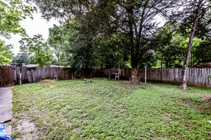 324 13th St, Huntsville, TX 77340 - Photo 13