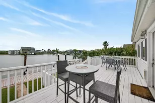 906 91st St, Galveston, TX 77554 - Photo 35