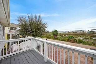 906 91st St, Galveston, TX 77554 - Photo 33