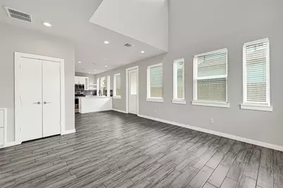 9431 Jutland Road, Houston, TX 77033 - Photo 13