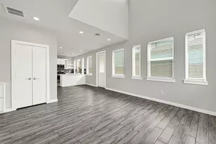 9431 Jutland Rd, Houston, TX 77033 - Photo 13