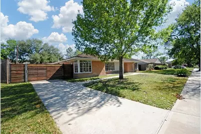 10615 Atwell Drive, Houston, TX 77096 - Photo 49