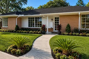 10615 Atwell Dr, Houston, TX 77096 - Photo 3