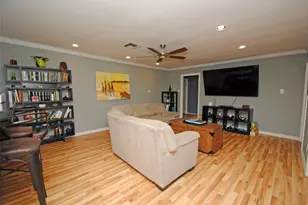 10615 Atwell Dr, Houston, TX 77096 - Photo 11
