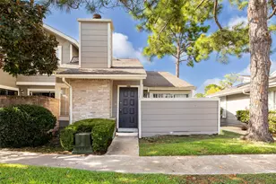 6313 Peacock Hills Dr, Houston, TX 77035 - Photo 1