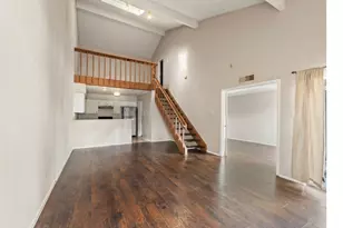 6313 Peacock Hills Dr, Houston, TX 77035 - Photo 3