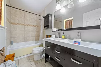 107 Harbour Town Lane, Conroe, TX 77356 - Photo 29