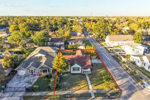 6829 Japonica St, Houston, TX 77087 - Photo 33