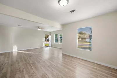 6829 Japonica Street, Houston, TX 77087 - Photo 21