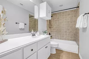 107 N Almondell Cir, The Woodlands, TX 77354 - Photo 35