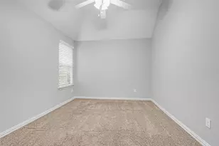 107 N Almondell Cir, The Woodlands, TX 77354 - Photo 33