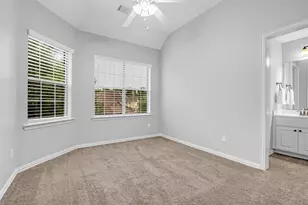 107 N Almondell Cir, The Woodlands, TX 77354 - Photo 33