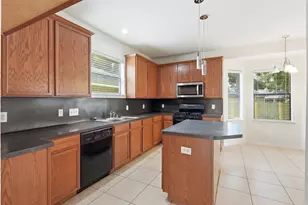 816 Belvedere Dr, Conroe, TX 77301 - Photo 11