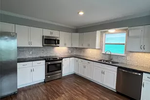 5706 Avenue T, Galveston, TX 77551 - Photo 7