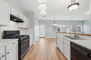 1613 Palcio Real Dr, Houston, TX 77047 - Photo 13