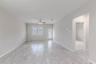 16887 Pink Wintergreen Dr, Conroe, TX 77385 - Photo 23