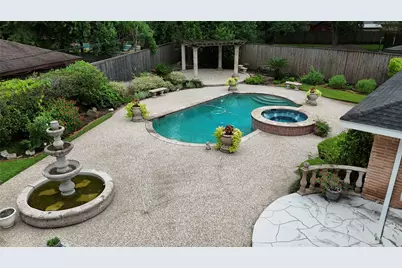 5611 Portal Drive, Houston, TX 77096 - Photo 49