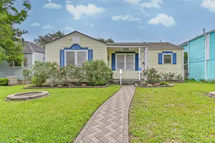 4817 Alamo Dr, Galveston, TX 77551 - Photo 1
